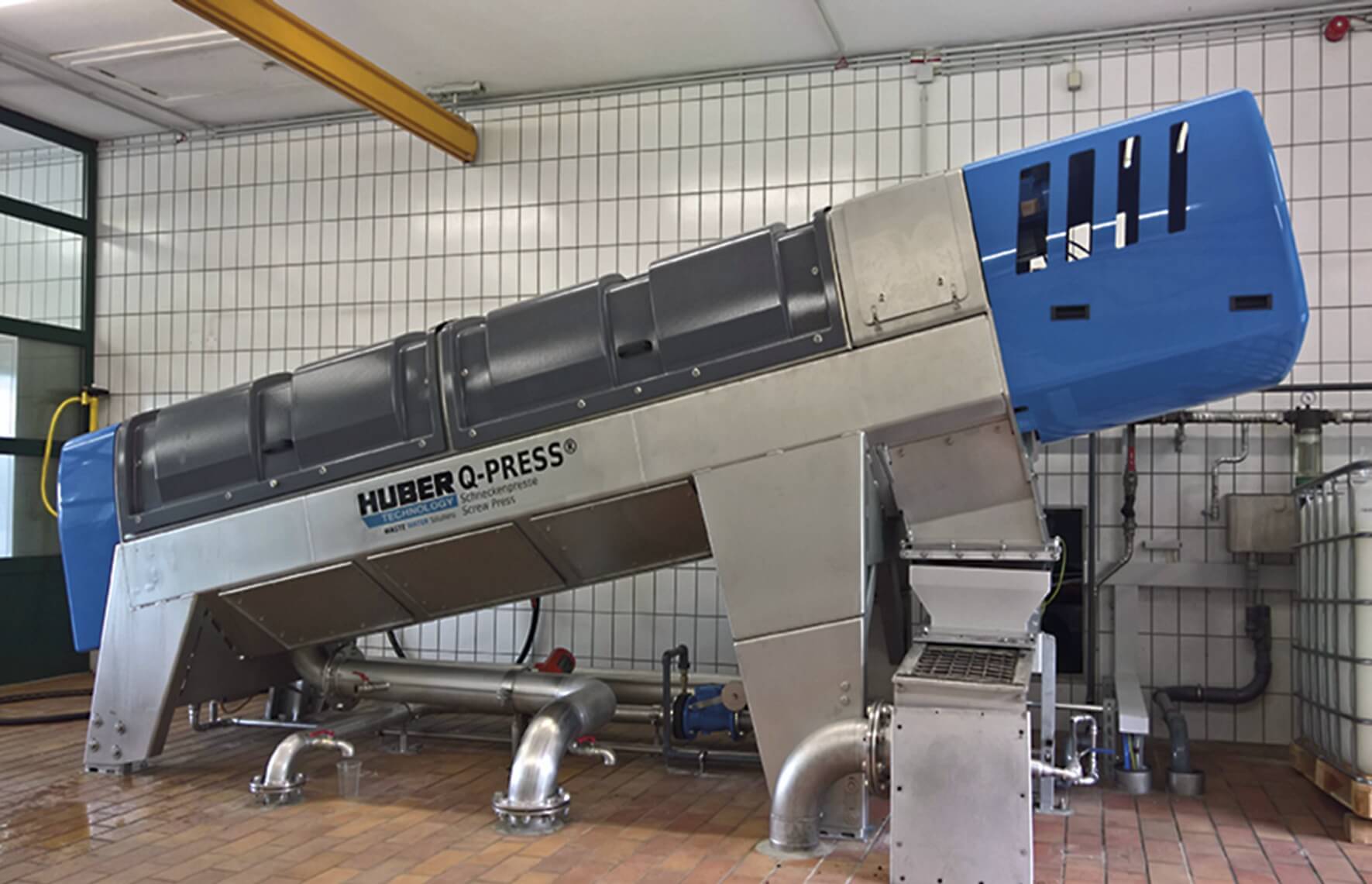 HUBER machines for mechanical sludge treatment HUBER machines for sludge dewatering