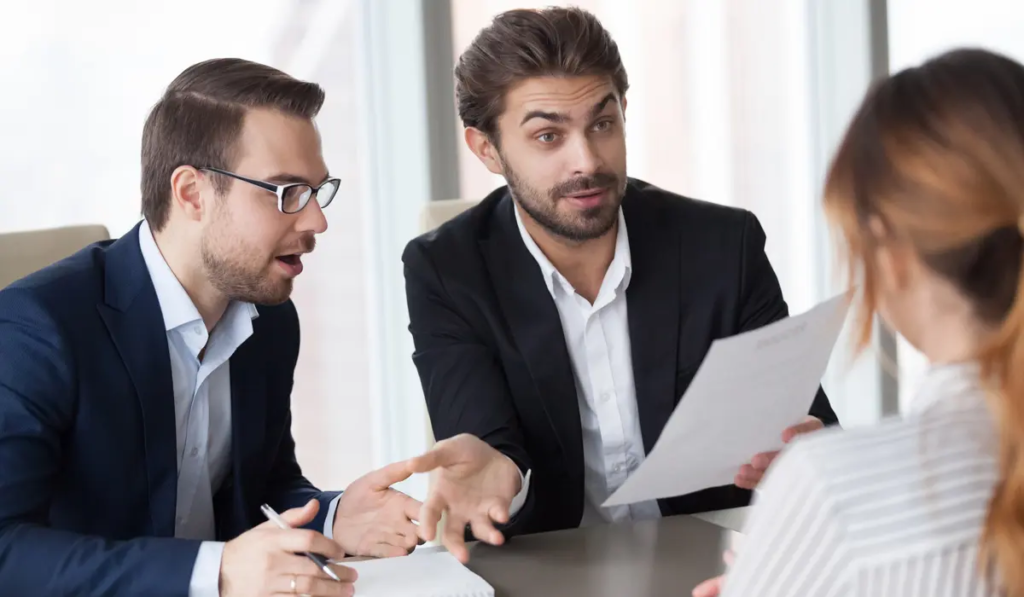 【英语写作】想请教授写推荐信吗？看看四大要点和五个范例！