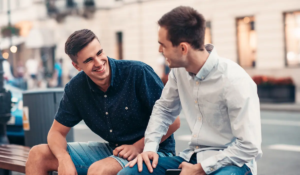 【主题单词】男生的 "Guy Talk" 都在聊什么?!这些英语俚语带你一探究竟! 【主题单词】男生的 "Guy Talk" 都在聊什么?!这些英语俚语带你一探究竟!