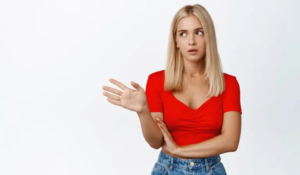 【英语口语】讲话太直会被白眼!教你如何用英语委婉、有礼貌地表达想法 【英语口语】讲话太直会被白眼!教你如何用英语委婉、有礼貌地表达想法